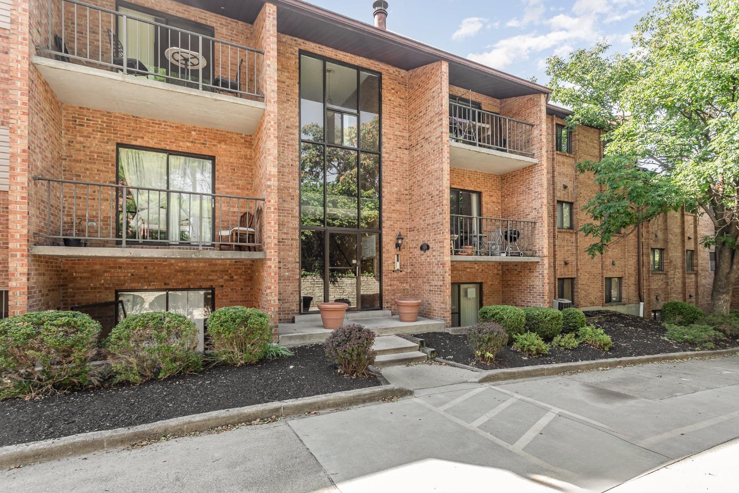 518 Riddle Road - 6